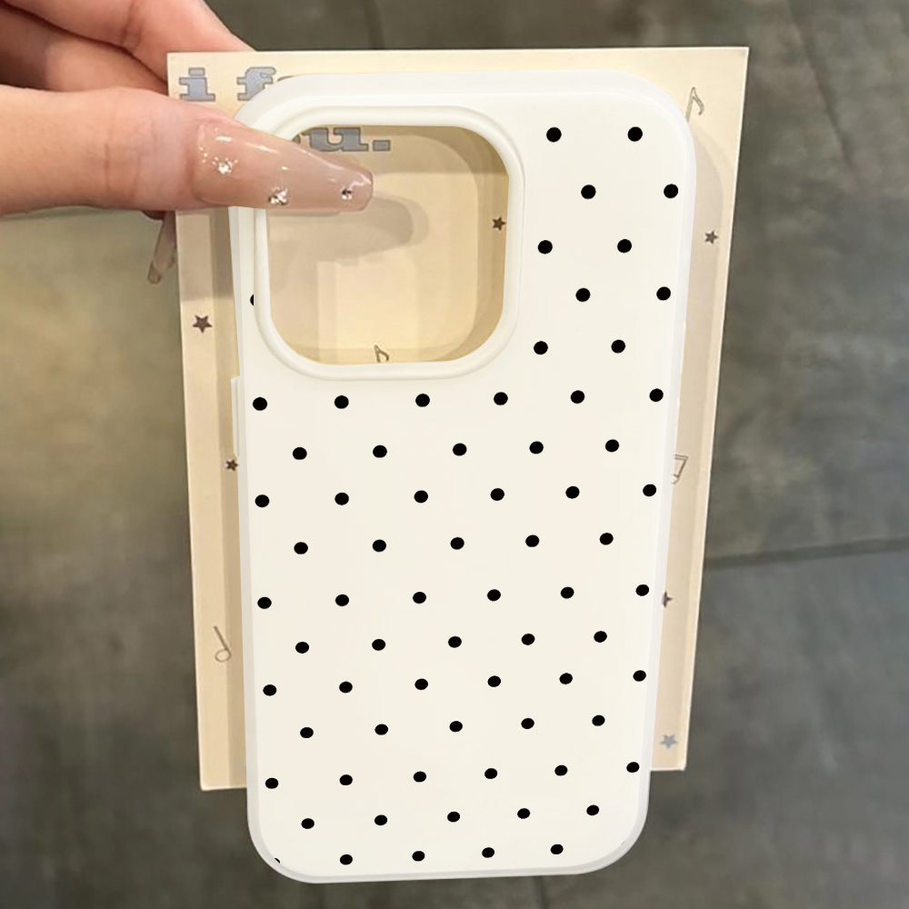 Minimalistyczne etui w kropki, – Samsung Galaxy S25 recenzja i cena