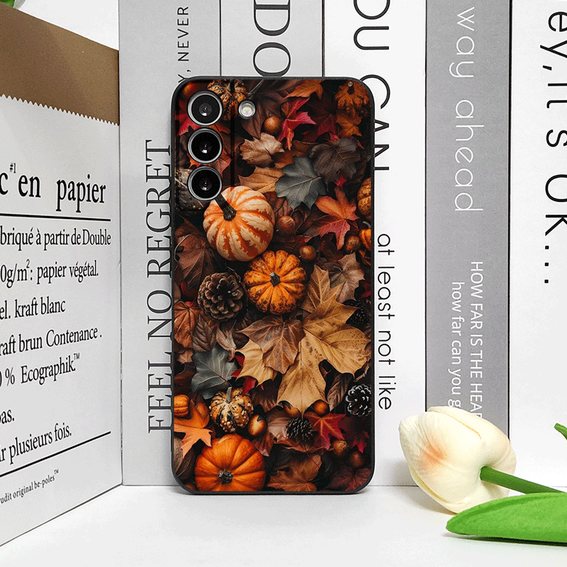 Jesienne liście klonu, dynia,  – Huawei Nova 12 recenzja i cena